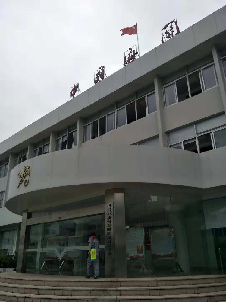 中國海關消殺蟑螂
